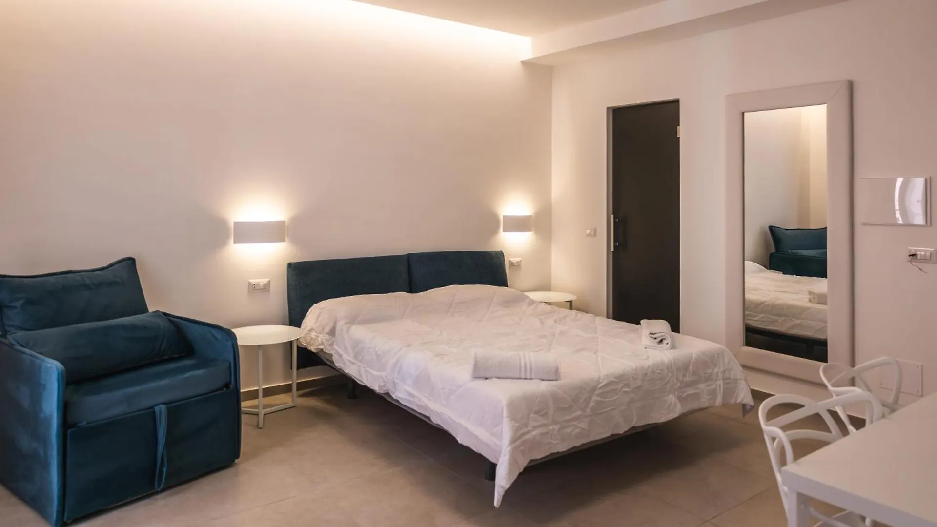 Aura Room Letojanni Italy