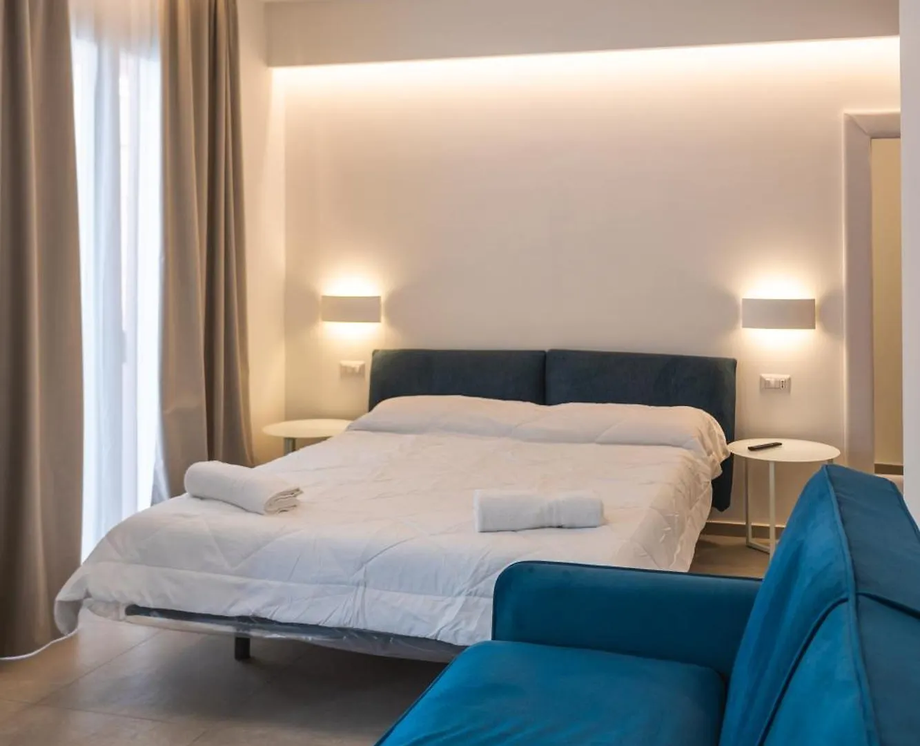 Aura Room Letojanni