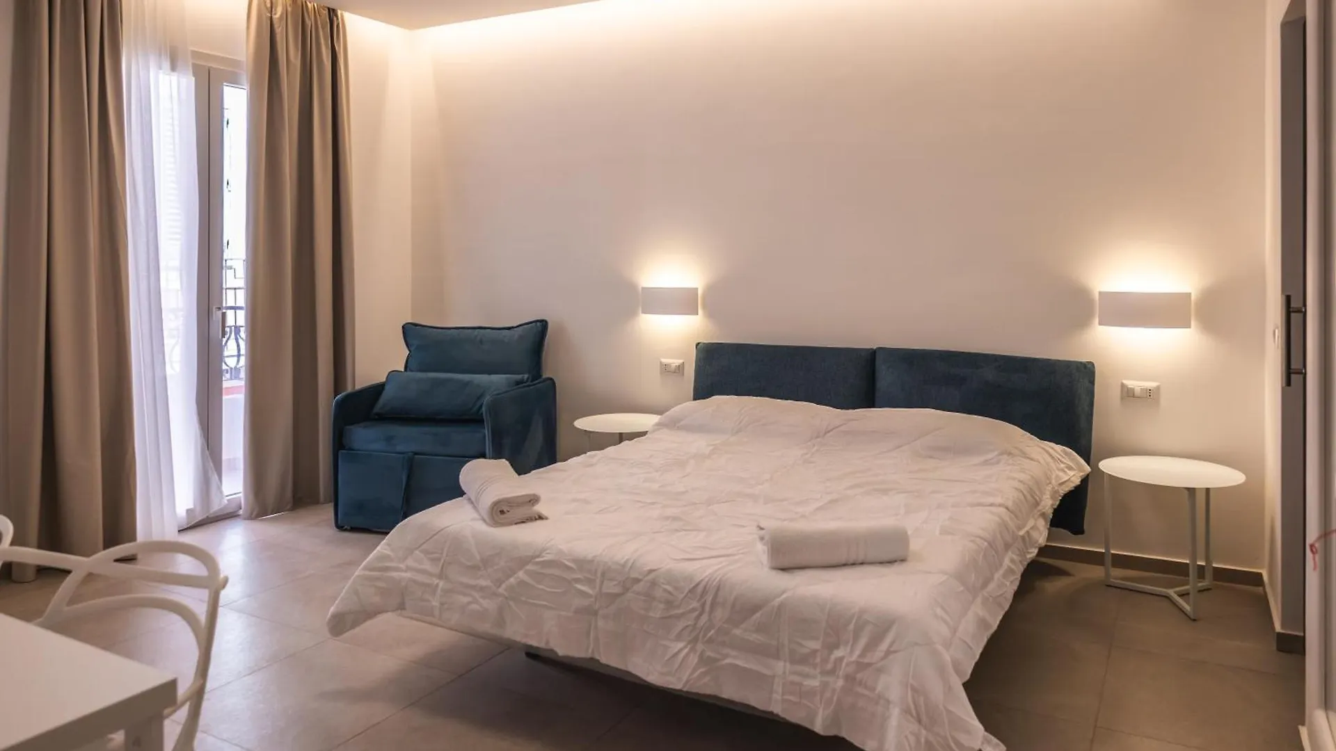 Guest house Aura Room Letojanni Italy